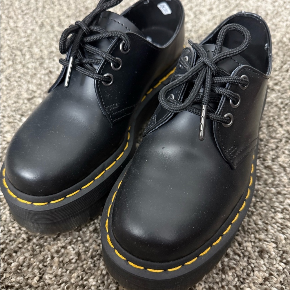 Dr. Martens 1461 Quad Smooth Leather Platform Shoes women’s size 6